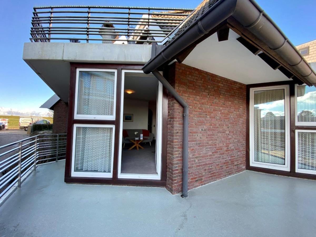 Haus Dwarslöper, 4 *